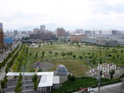 敷地南側に広がる大地公園 敷地南側に広がる大地公園