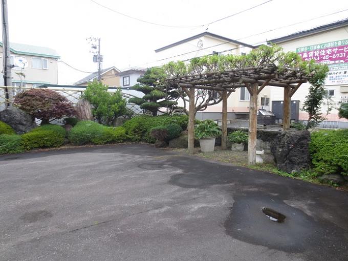 庭園駐車場 庭園駐車場