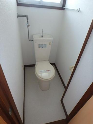 ウォシュレットはついてないので各自でお願いします