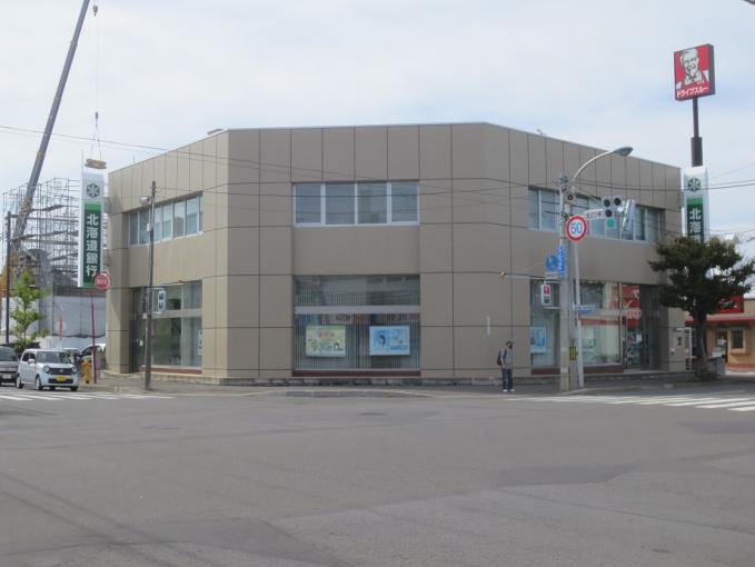 北海道銀行 元町支店 0.19 km(徒歩 3分) 北海道銀行 元町支店 0.19 km(徒歩 3分)