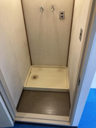 洗濯機室 洗濯機室