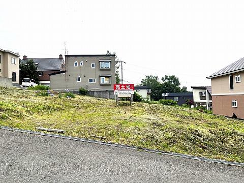 西側道路より本件撮影 西側道路より本件撮影