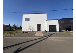 北海道空知郡南幌町東町2丁目6-17、6-18 の売買中古一戸建物件詳細はこちら