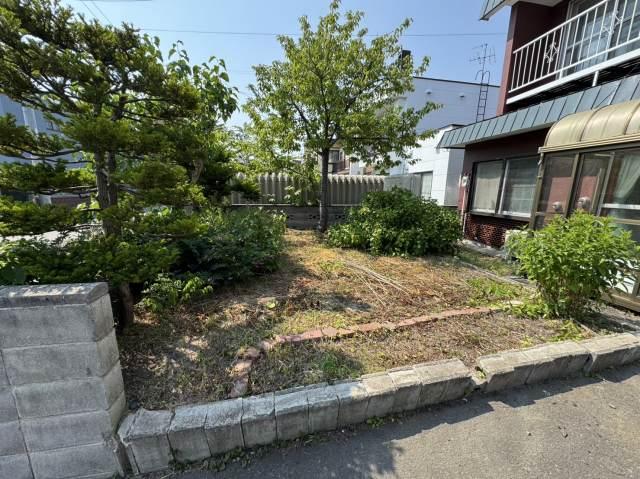 【庭】広々とした庭なので、家庭菜園もできちゃう♪ 【庭】広々とした庭なので、家庭菜園もできちゃう♪