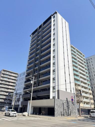 重厚感のある外観。