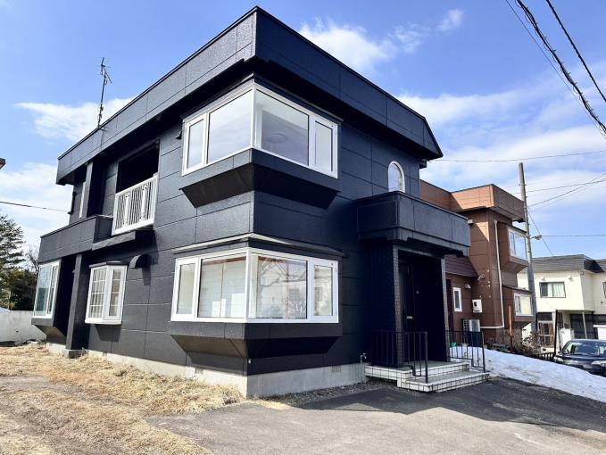 外壁・屋根塗装済み
