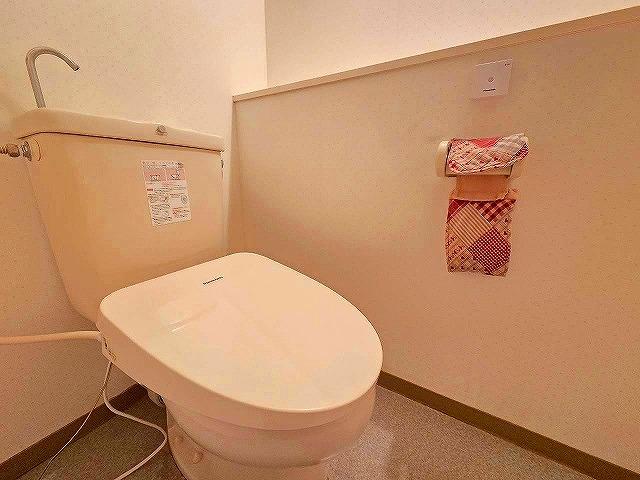 【トイレ】シンプルデザインでお掃除楽々♪ 【トイレ】シンプルデザインでお掃除楽々♪