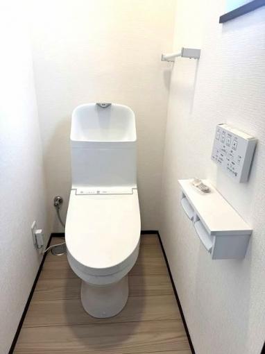 毎日気持ちよく使える清潔感のあるトイレ空間! 毎日気持ちよく使える清潔感のあるトイレ空間!
