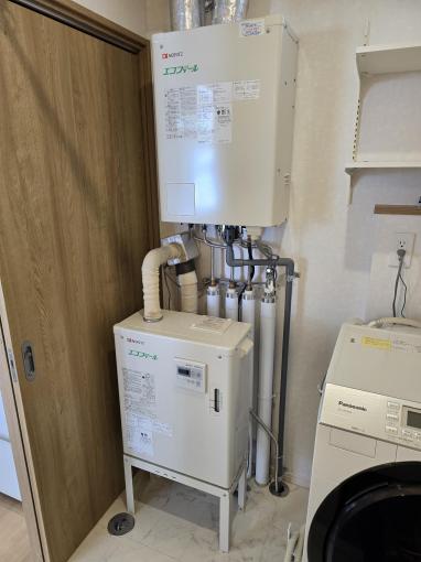 高効率な灯油ボイラー「エコフィール」を搭載 高効率な灯油ボイラー「エコフィール」を搭載