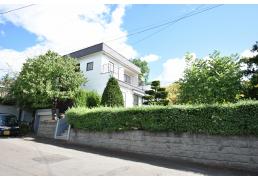 北海道札幌市南区北ノ沢5丁目 の売買土地物件詳細はこちら