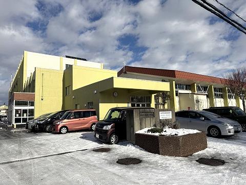 拓北小学校(徒歩8分) 拓北小学校(徒歩8分)