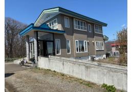 北海道札幌市南区藤野六条９丁目3-1 の売買中古一戸建物件詳細はこちら