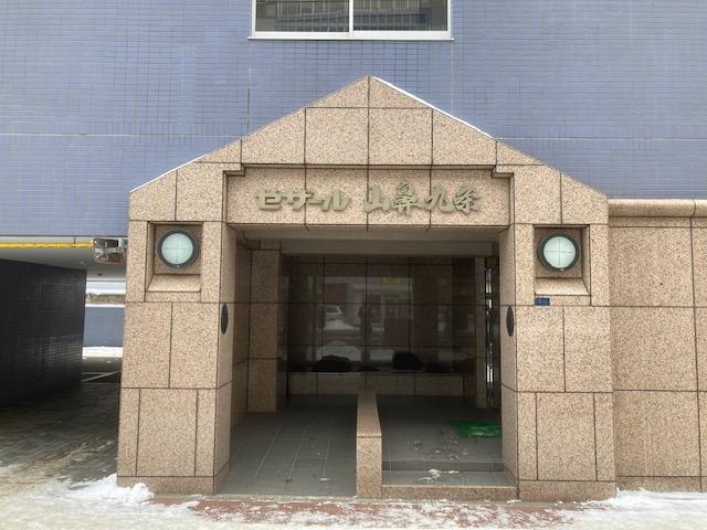 １階玄関
