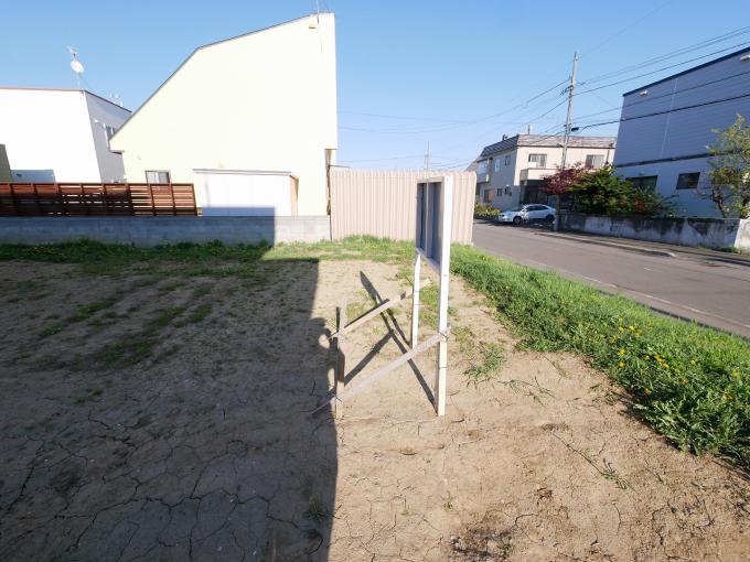 ゴミステーションは、移動を町内会に申し出ております。 ゴミステーションは、移動を町内会に申し出ております。