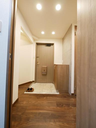 画像左手は元々扉が御座いましたが、開放式にしました。 画像左手は元々扉が御座いましたが、開放式にしました。