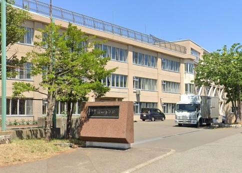 清田中学校 徒歩12分 清田中学校 徒歩12分