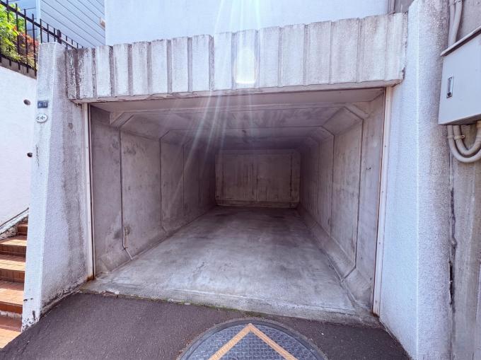 【車庫】 ※CG加工を施しております。 【車庫】 ※CG加工を施しております。