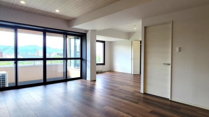 全室内窓木製からプラストサッシへ交換済みです