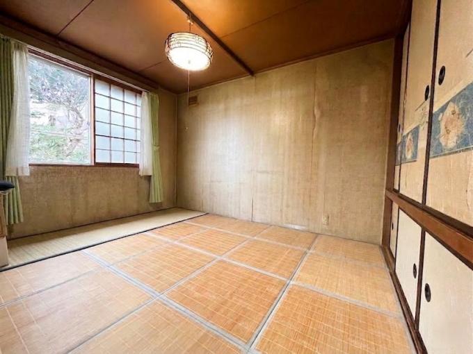 【1階6畳和室】 CG加工を施しております。 【1階6畳和室】 CG加工を施しております。