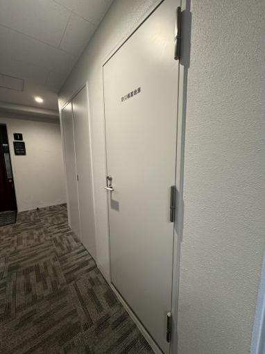 震災等緊急時に対応できるよう防災備蓄倉庫を完備。