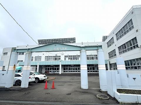 米里小学校(徒歩33分) 米里小学校(徒歩33分)