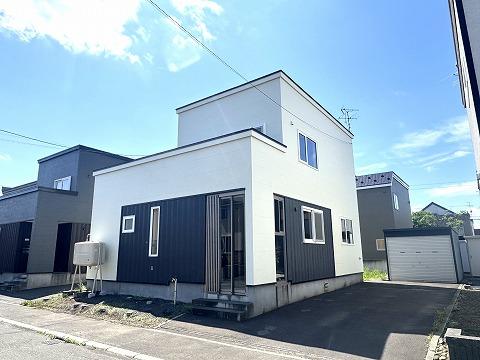 駐車場2台分付だから、マイカーを乗り分ける方にもお勧めです！