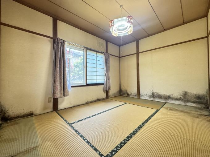 【一階和室】一階にあり移動がスムーズ。