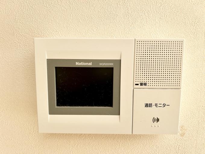 【インターホン】 来客を確認できるモニター付きインターホン 【インターホン】 来客を確認できるモニター付きインターホン