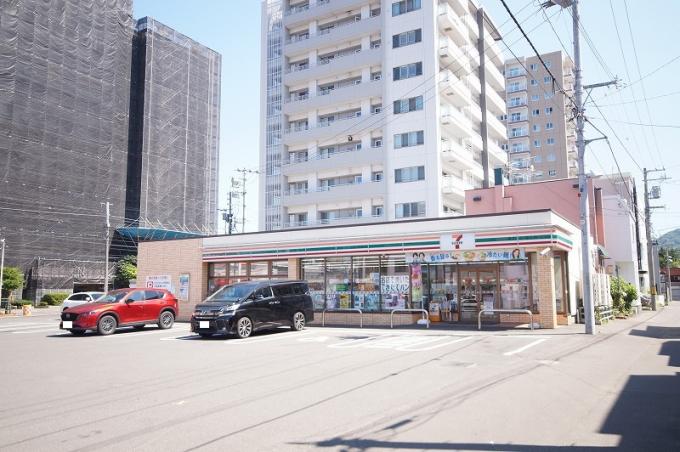 セブンイレブン 徒歩3分 セブンイレブン 徒歩3分