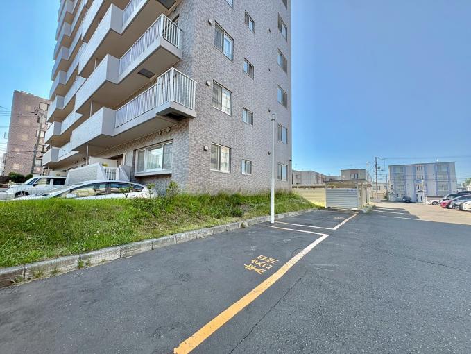 来客用駐車場 来客用駐車場