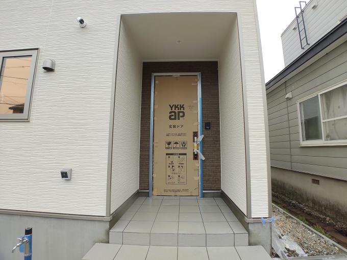 1号棟玄関外観 1号棟玄関外観