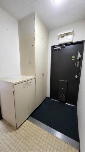 【玄関】写真はCG加工を施しています。 【玄関】写真はCG加工を施しています。
