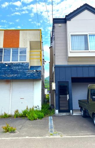 南西側隣地境界線 南西側隣地境界線