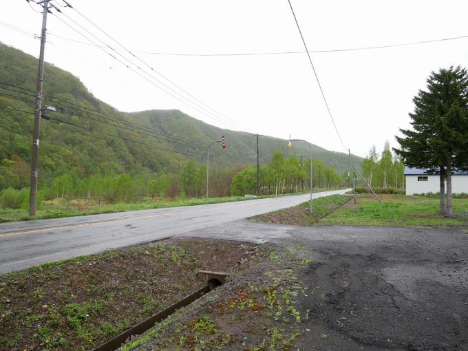 8年程前に撮影した画像です。敷地と国道の関係。