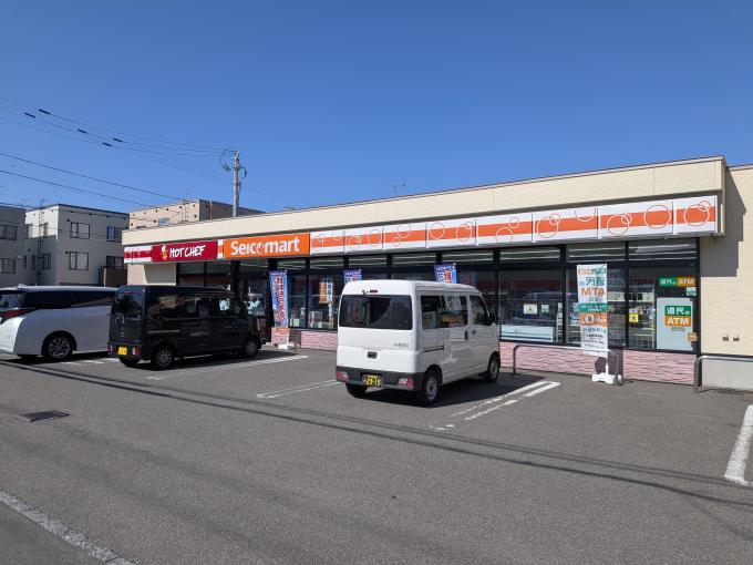 セイコーマート月寒東3条店 徒歩5分 セイコーマート月寒東3条店 徒歩5分