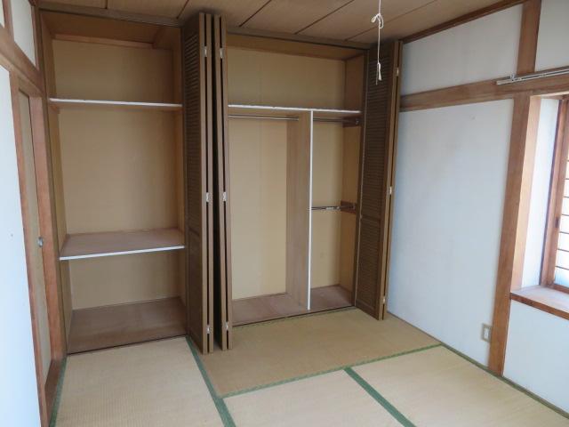 収納豊富な室内 収納豊富な室内