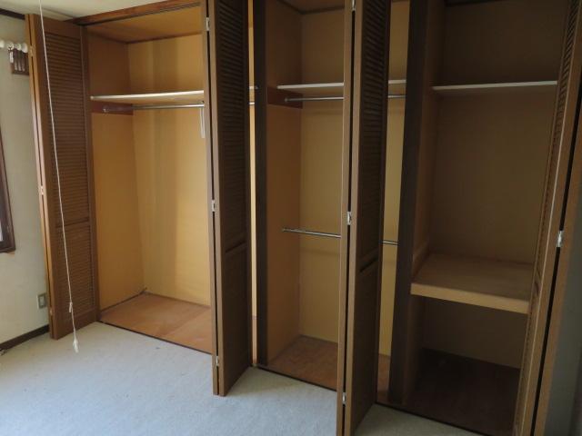 収納豊富な室内 収納豊富な室内