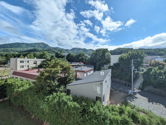 お部屋からは藻岩山等見渡せる眺望です お部屋からは藻岩山等見渡せる眺望です