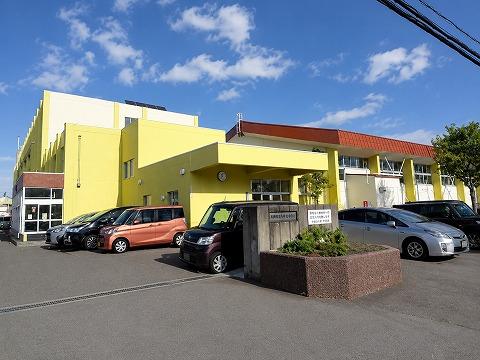 拓北小学校(徒歩8分) 拓北小学校(徒歩8分)