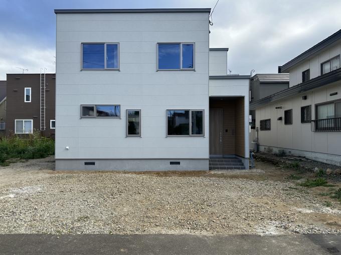 敷地71坪・雪の置場も余裕です。日当たり条件良 敷地71坪・雪の置場も余裕です。日当たり条件良