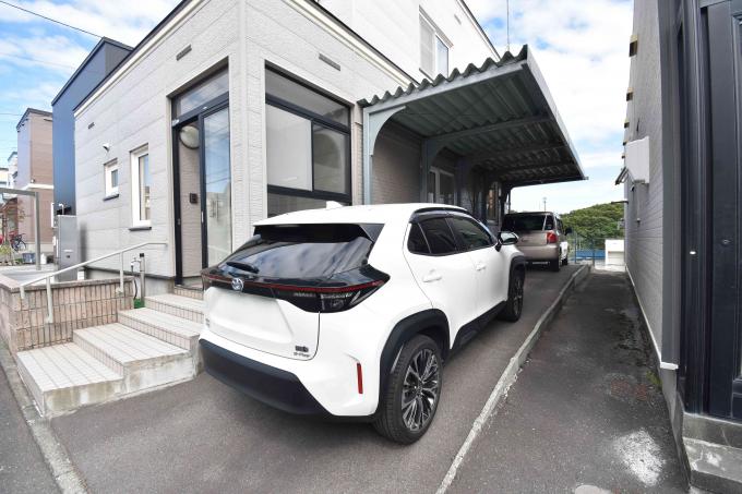 【駐車場】カーポート付きで悪天候時も安心な駐車スペース 【駐車場】カーポート付きで悪天候時も安心な駐車スペース