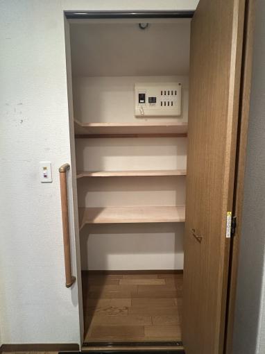 【玄関収納】玄関まわりを綺麗に保てます。