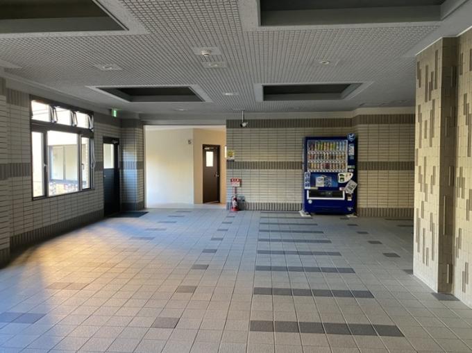 ロビー 自動販売が設置されております! ロビー 自動販売が設置されております!