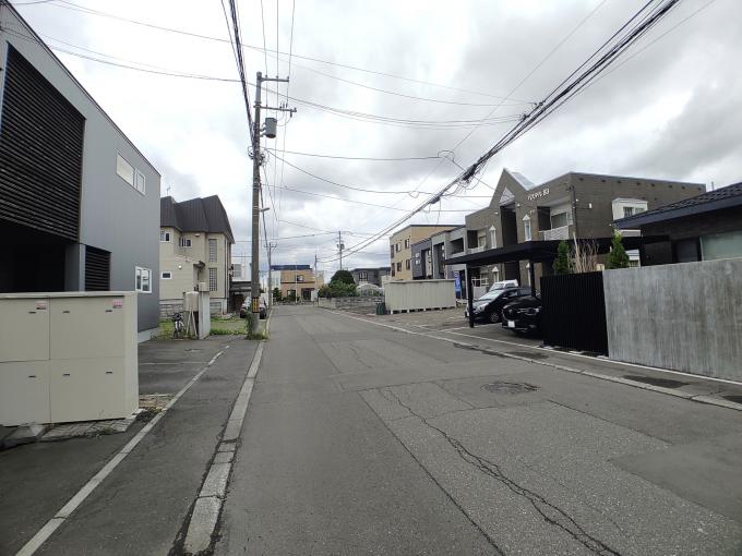 南東側から現地方向 南東側から現地方向
