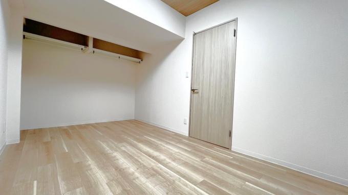 【6畳洋室】お部屋を広く使えるオープンクローゼット◎ 【6畳洋室】お部屋を広く使えるオープンクローゼット◎