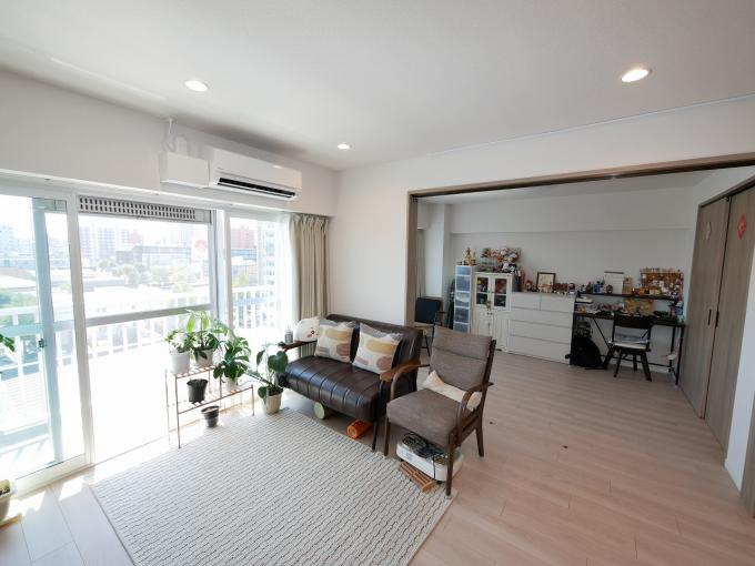 窓が大きいので、明るいお部屋です! 窓が大きいので、明るいお部屋です!