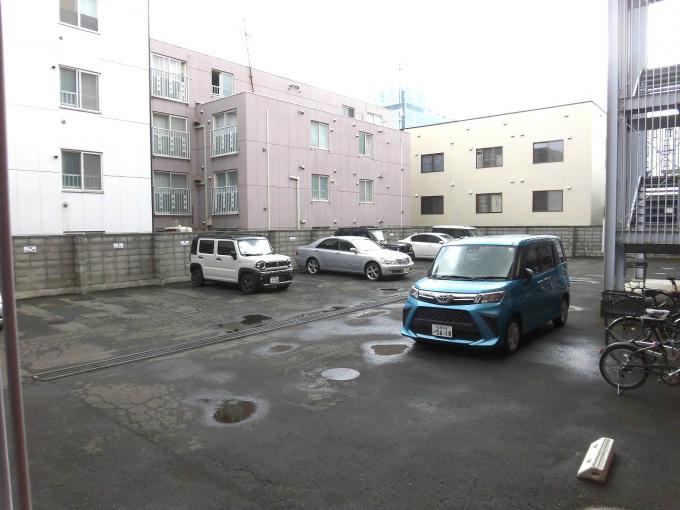 駐車場スペース 駐車場スペース