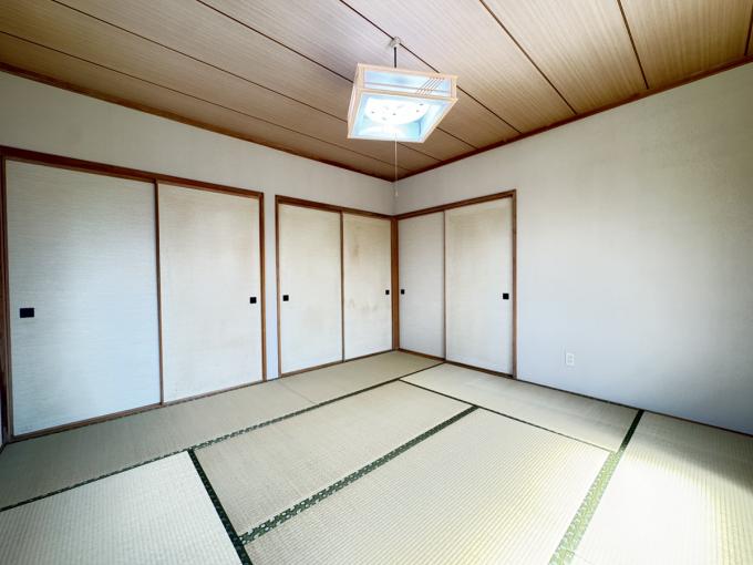 【和室①】押入が2つ付きで収納面充実◎ 【和室①】押入が2つ付きで収納面充実◎