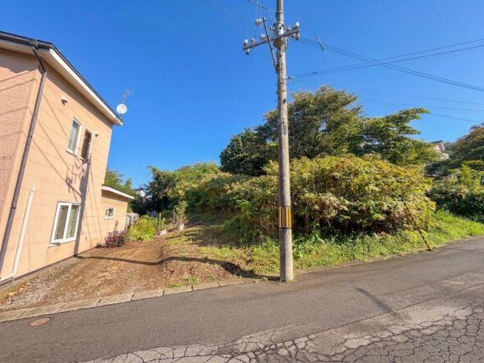 【現地土地】道南バス「陣屋」バス停徒歩5分とアクセスしやすい