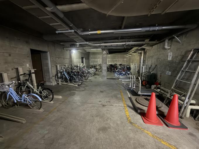 【駐輪場】雨や風から大切な自転車を守ることができます。 【駐輪場】雨や風から大切な自転車を守ることができます。